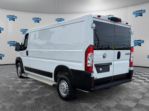 Used 2025 RAM ProMaster 2500 w/ U-Haul Equipment Group FWD image 3