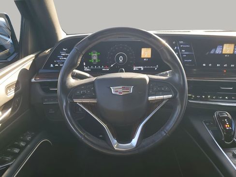 Used 2022 Cadillac Escalade ESV Premium Luxury image 24