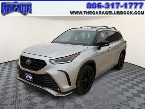 Used 2023 Toyota Highlander XSE FWD image 1