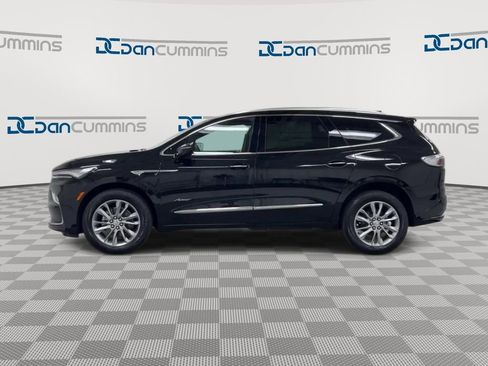 Used 2024 Buick Enclave Avenir AWD/4WD image 5