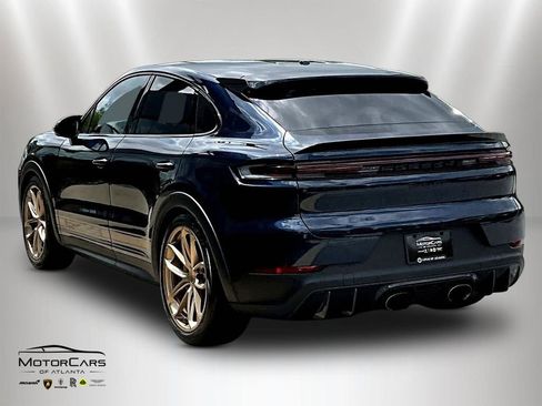 Used 2025 Porsche Cayenne Turbo GT image 10