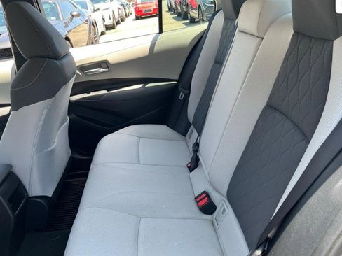 Used 2020 Toyota Corolla LE FWD image 11