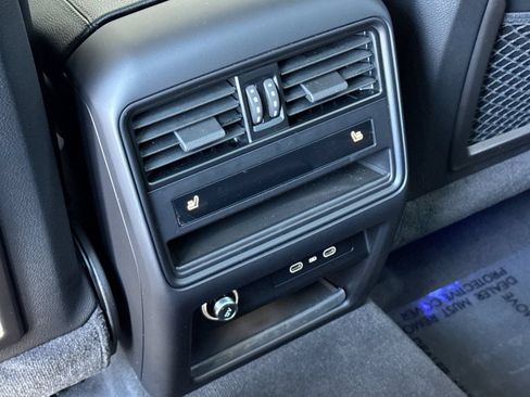 Certified 2026 Porsche Cayenne AWD/4WD image 15