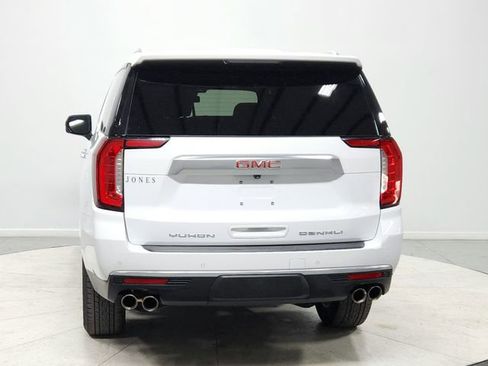 Used 2024 GMC Yukon XL Denali RWD image 6