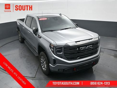 Used 2023 GMC Sierra 1500 AT4 w/ Technology Package image 43