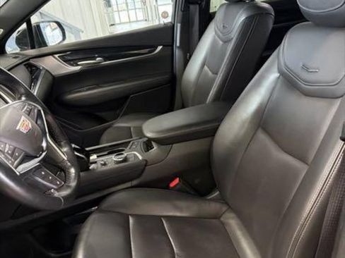 Used 2024 Cadillac XT5 Premium Luxury AWD/4WD image 9