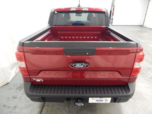 New 2025 Ford Maverick XLT w/ XLT Luxury Package image 4