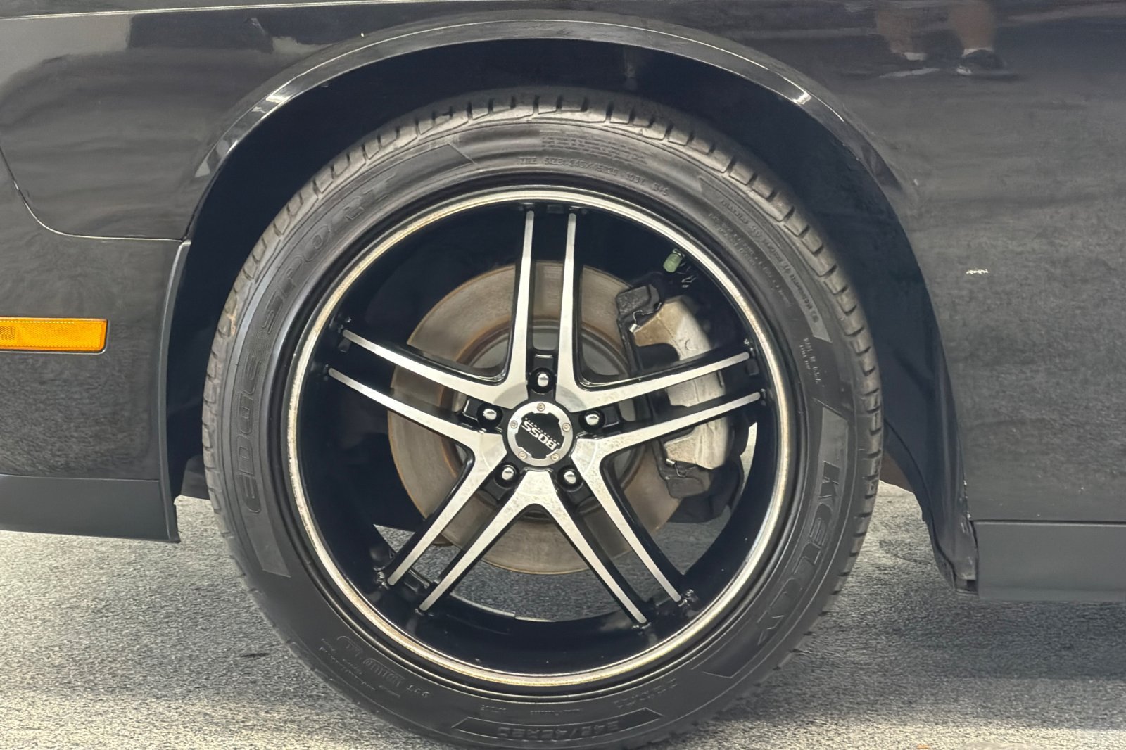 Used 2009 Dodge Challenger R/T RWD image 21
