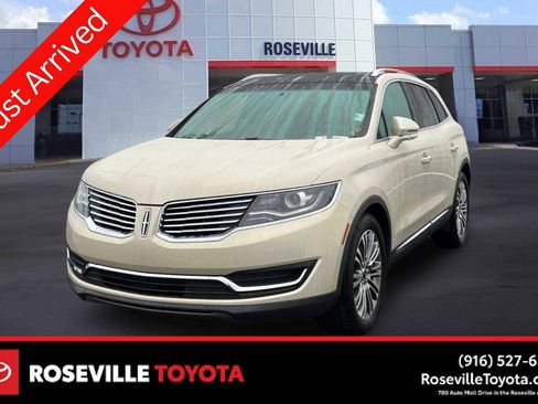 Used 2016 Lincoln MKX Reserve image 1