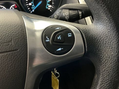 Used 2014 Ford Focus SE w/ SE Winter Package image 12