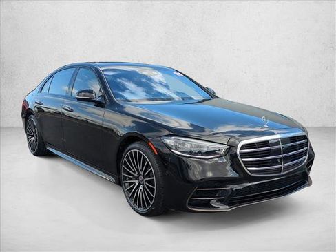 Certified 2023 Mercedes-Benz S 580 4MATIC Sedan image 3