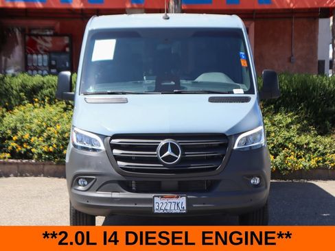 Used 2025 Mercedes-Benz Sprinter 2500 image 3