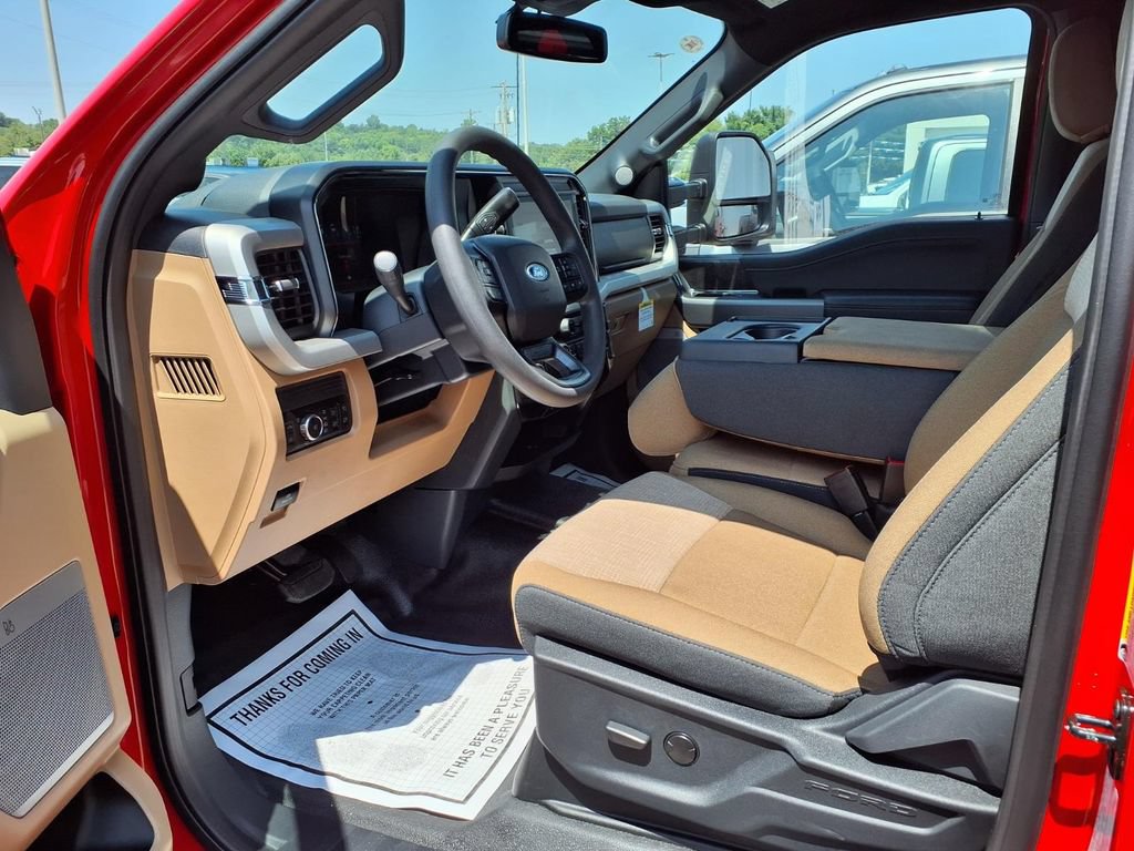 New 2026 Ford F250 XLT w/ XLT Premium Package AWD/4WD image 6