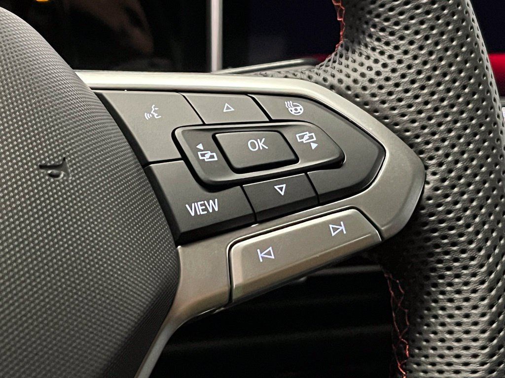 New 2026 Volkswagen GTI SE FWD image 27