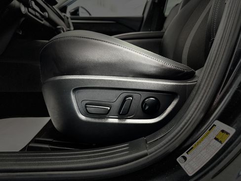 Used 2025 MAZDA CX-50 AWD 2.5 S w/ Premium Package image 13