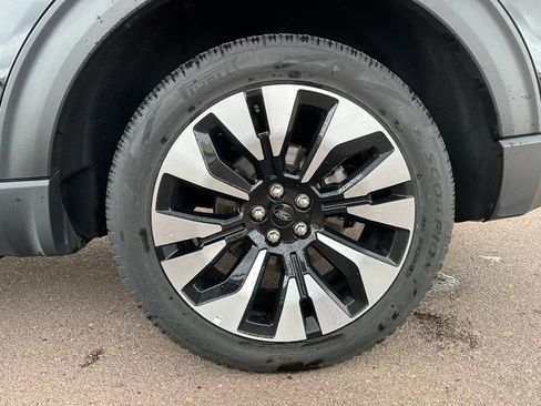 Used 2025 Ford Explorer Platinum w/ LUX Leather Package AWD/4WD image 42