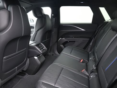 New 2025 Cadillac Lyriq Sport RWD image 10