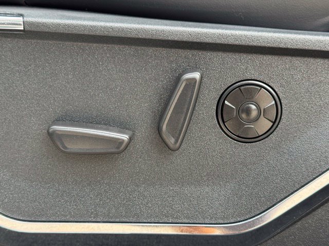 Certified 2025 Ford F250 4x4 Crew Cab Super Duty image 21