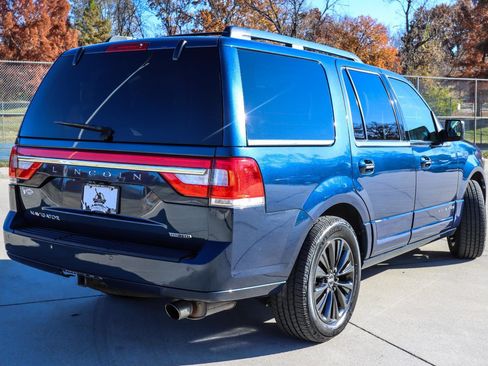 Used 2015 Lincoln Navigator 4WD image 15