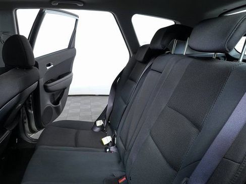 Used 2010 Hyundai Elantra SE image 17