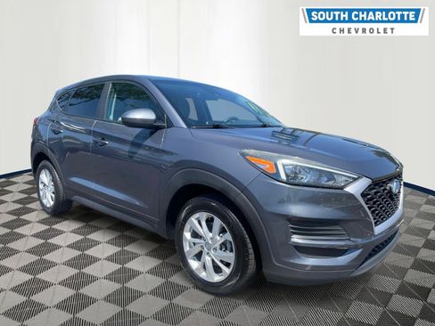 Used 2019 Hyundai Tucson SE FWD image 3