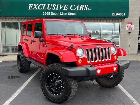 Used 2018 Jeep Wrangler Unlimited Sahara w/ Max Tow Package image 1