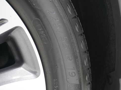 Used 2021 Lincoln Corsair Reserve FWD image 32