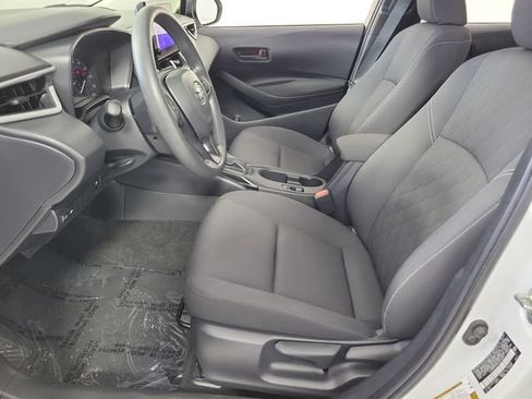 Used 2023 Toyota Corolla LE FWD image 19