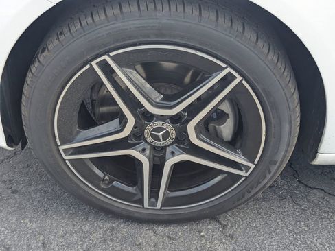 Used 2016 Mercedes-Benz C 300 4MATIC Sedan w/ Multimedia Package image 13