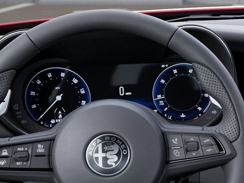 New 2025 Alfa Romeo Giulia AWD w/ Driving Assist Package image 18