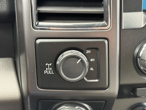 Used 2017 Ford F150 XLT w/ Equipment Group 302A Luxury image 42