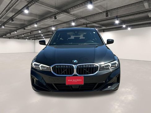 Used 2025 BMW 330i Sedan image 3
