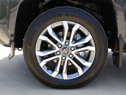 New 2026 Toyota 4Runner Limited AWD/4WD image 9