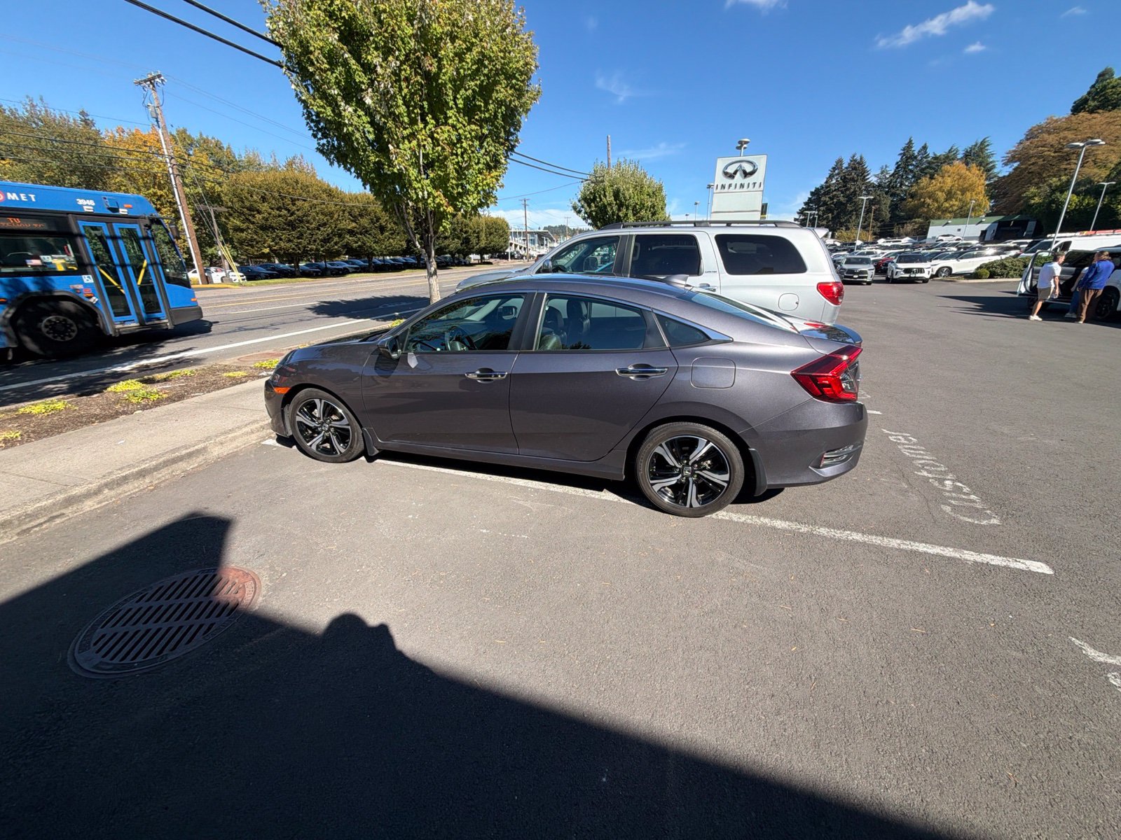 Used 2016 Honda Civic Touring image 10
