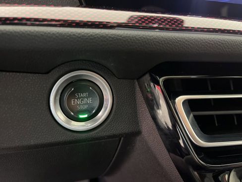 Certified 2024 Chevrolet Traverse RS image 36