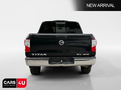 Used 2019 Nissan Titan SV AWD/4WD image 6
