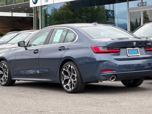 Used 2026 BMW 330i Sedan w/ Premium Package RWD image 3