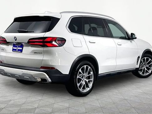 Used 2024 BMW X5 xDrive40i w/ Premium Package AWD/4WD image 16
