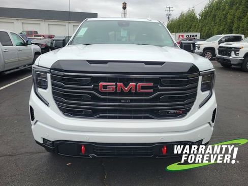 Used 2025 GMC Sierra 1500 AT4 w/ AT4 Premium Package image 2