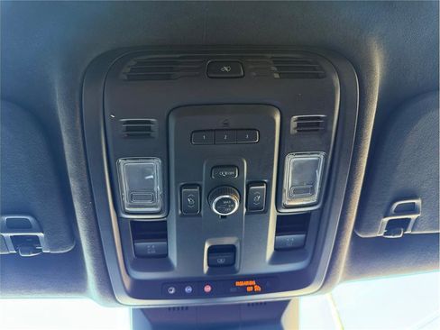 Used 2023 Cadillac Escalade ESV Sport Platinum w/ LPO, ONYX Package image 24