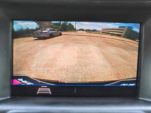 Used 2020 GMC Terrain SLE FWD image 15