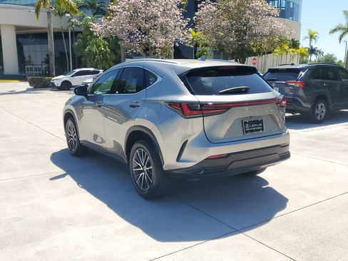 Used 2023 Lexus NX 250 FWD w/ Towing Package (2000 Lbs) image 9