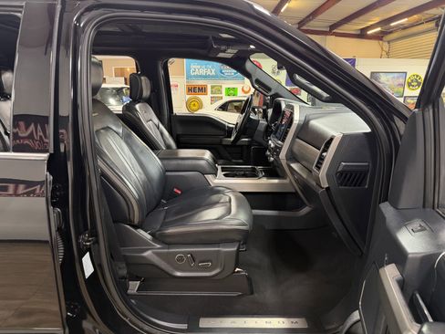 Used 2022 Ford F350 Platinum AWD/4WD image 19