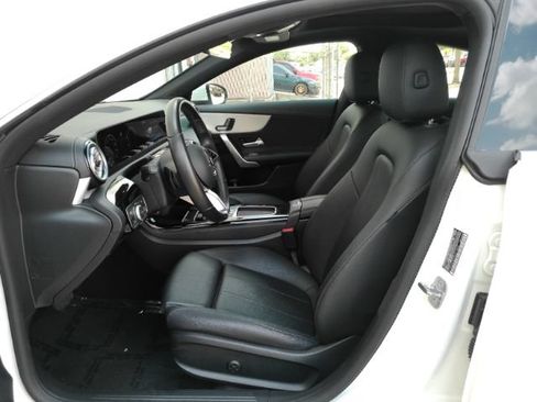 Used 2025 Mercedes-Benz CLA 250 4MATIC image 16