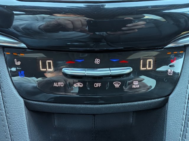 Used 2024 Cadillac XT6 Sport w/ Platinum Package AWD/4WD image 28