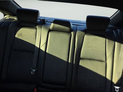 Used 2019 Honda Accord Sport image 13