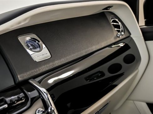Used 2021 Rolls-Royce Cullinan AWD/4WD image 41