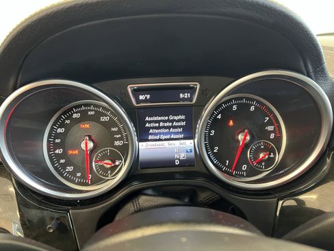 Used 2018 Mercedes-Benz GLS 450 GLS 450 image 12