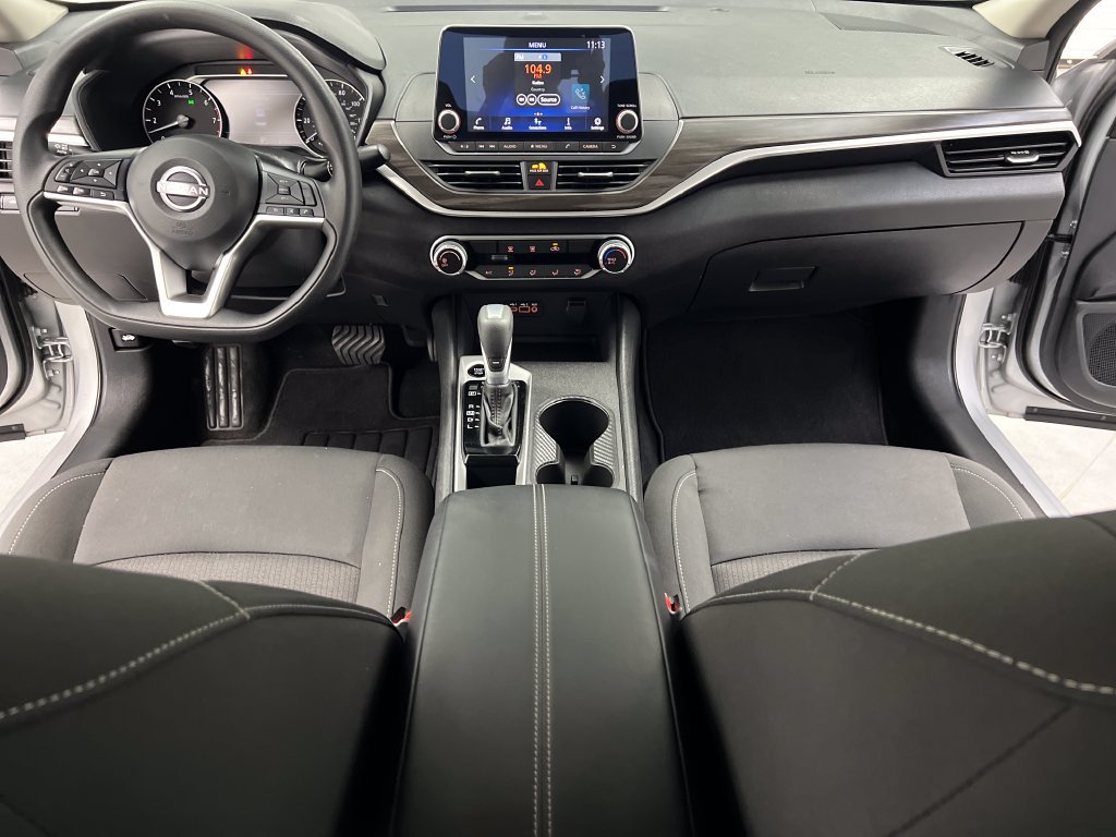 Used 2026 Nissan Altima 2.5 SV FWD image 39