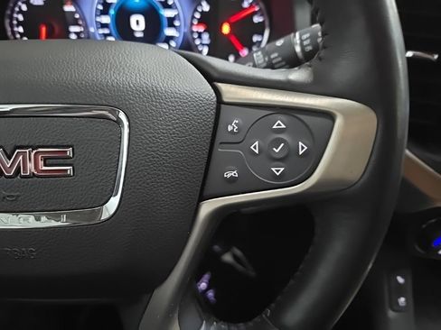 Used 2017 GMC Acadia Denali w/ Technology Package AWD/4WD image 21
